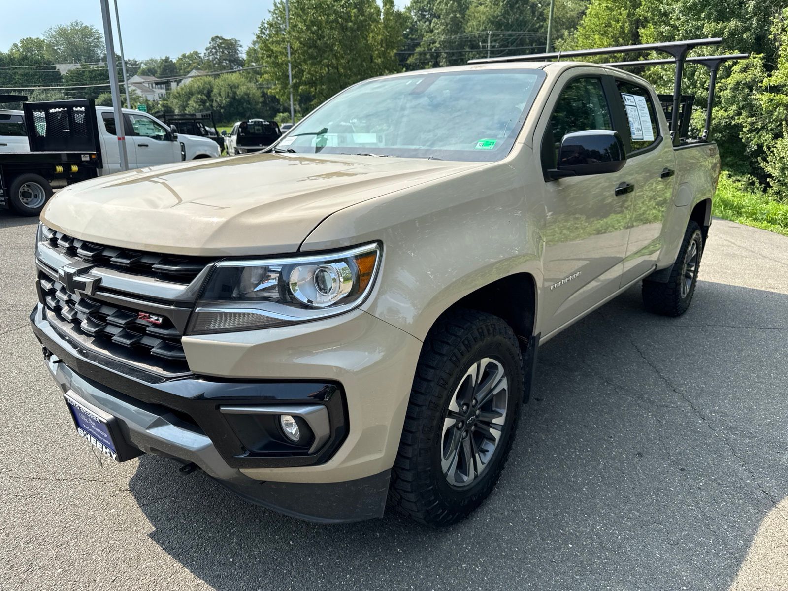 Used 2022 Beige Chevrolet Z71 image 8