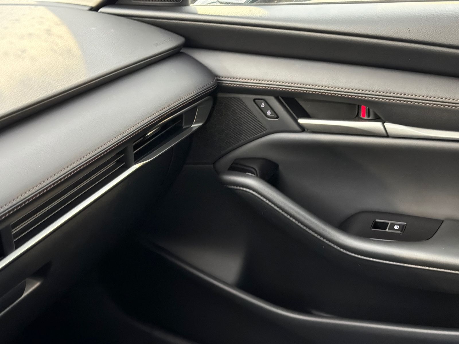 2026 Mazda Mazda3 Select Sport - Photo 24