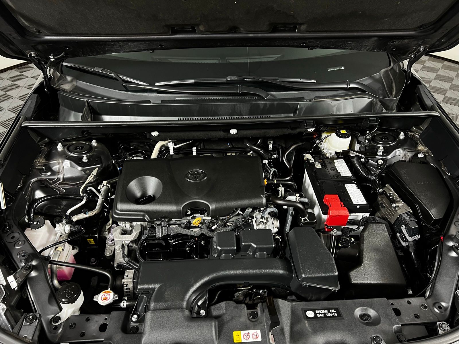 Thumbnail: 2024 Toyota RAV4 - 9