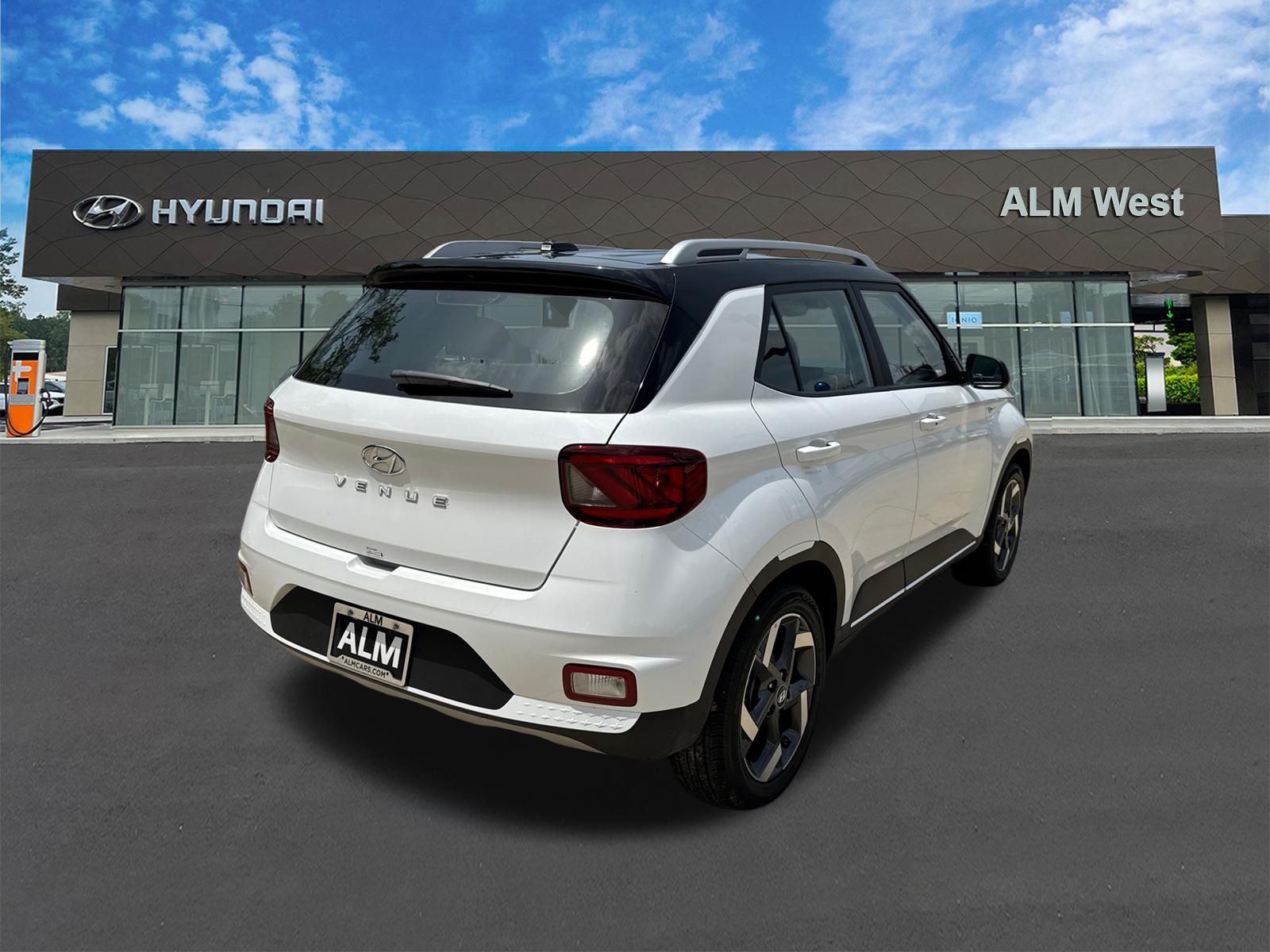 Certified Used 2026 White Hyundai SEL image 5