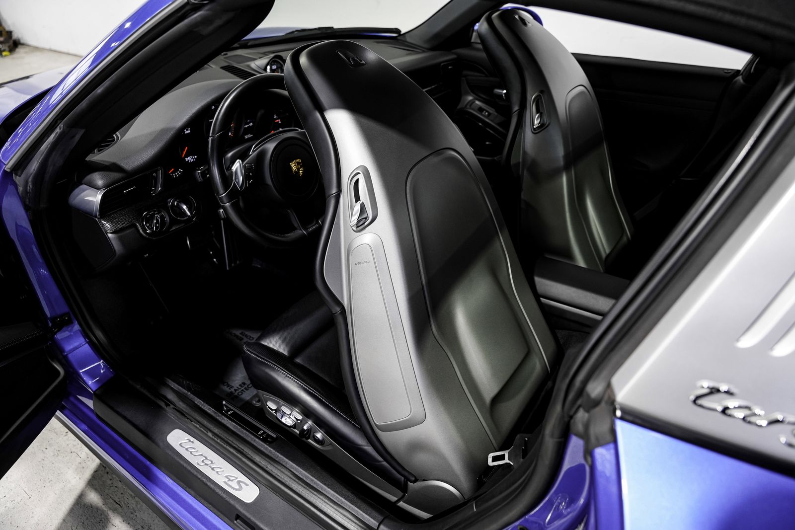 2016 Porsche 911 Targa 4S — photo 21