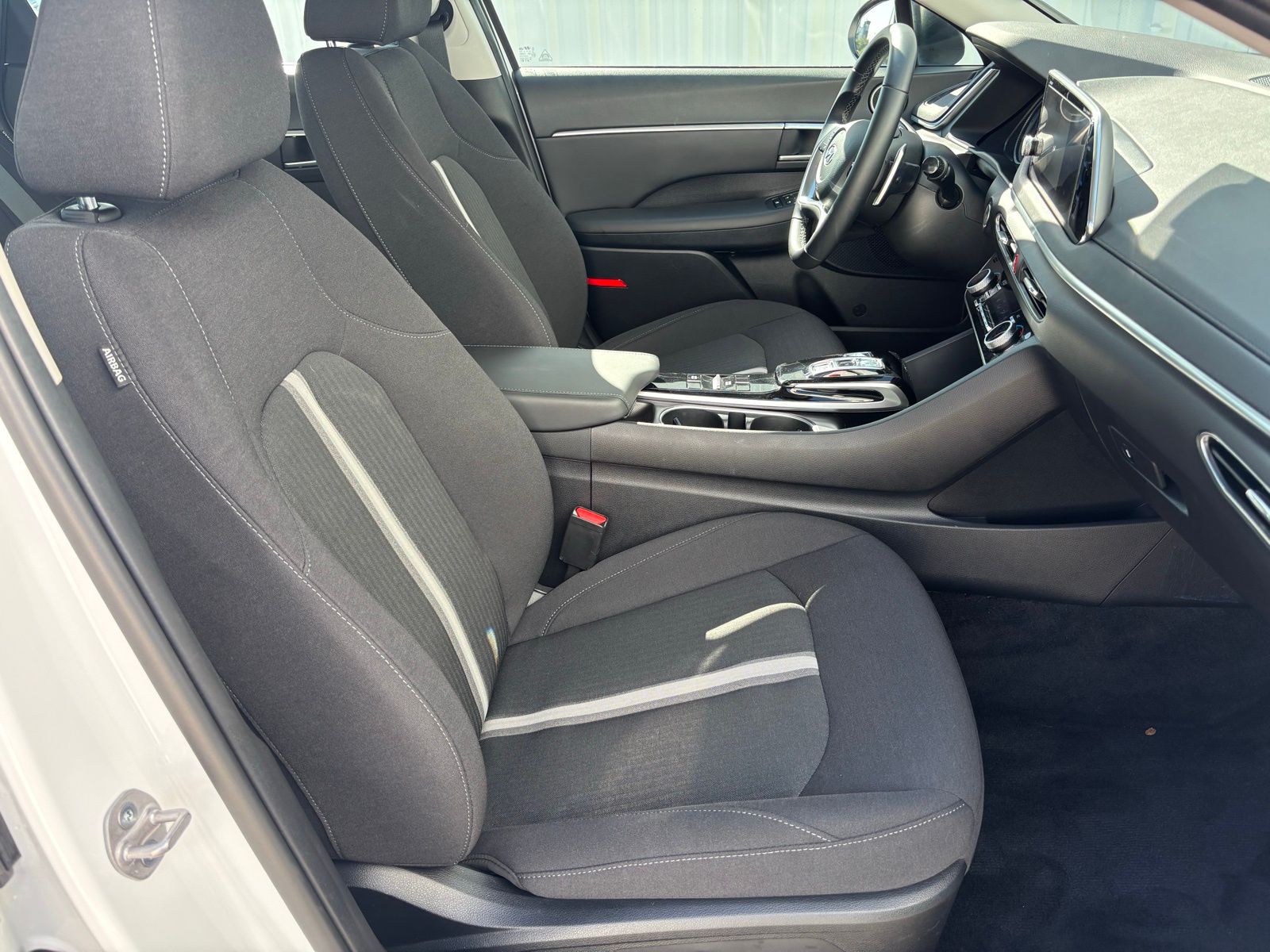 Used Car 2023 Hyundai Sonata Hybrid  Sel For Sale Under $25,000 In Austin, Texas