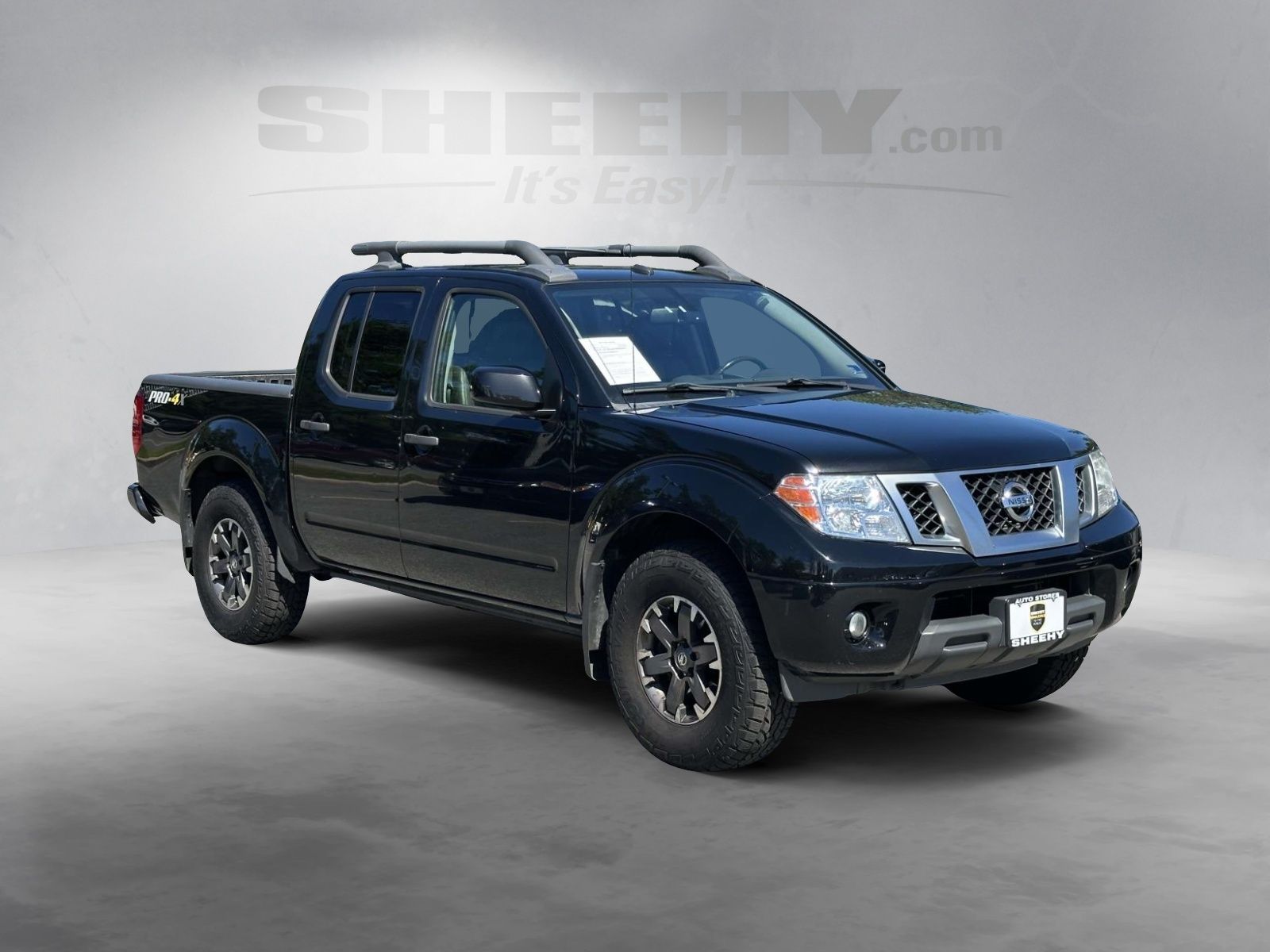 Used 2018 Black Nissan PRO-4X image 2