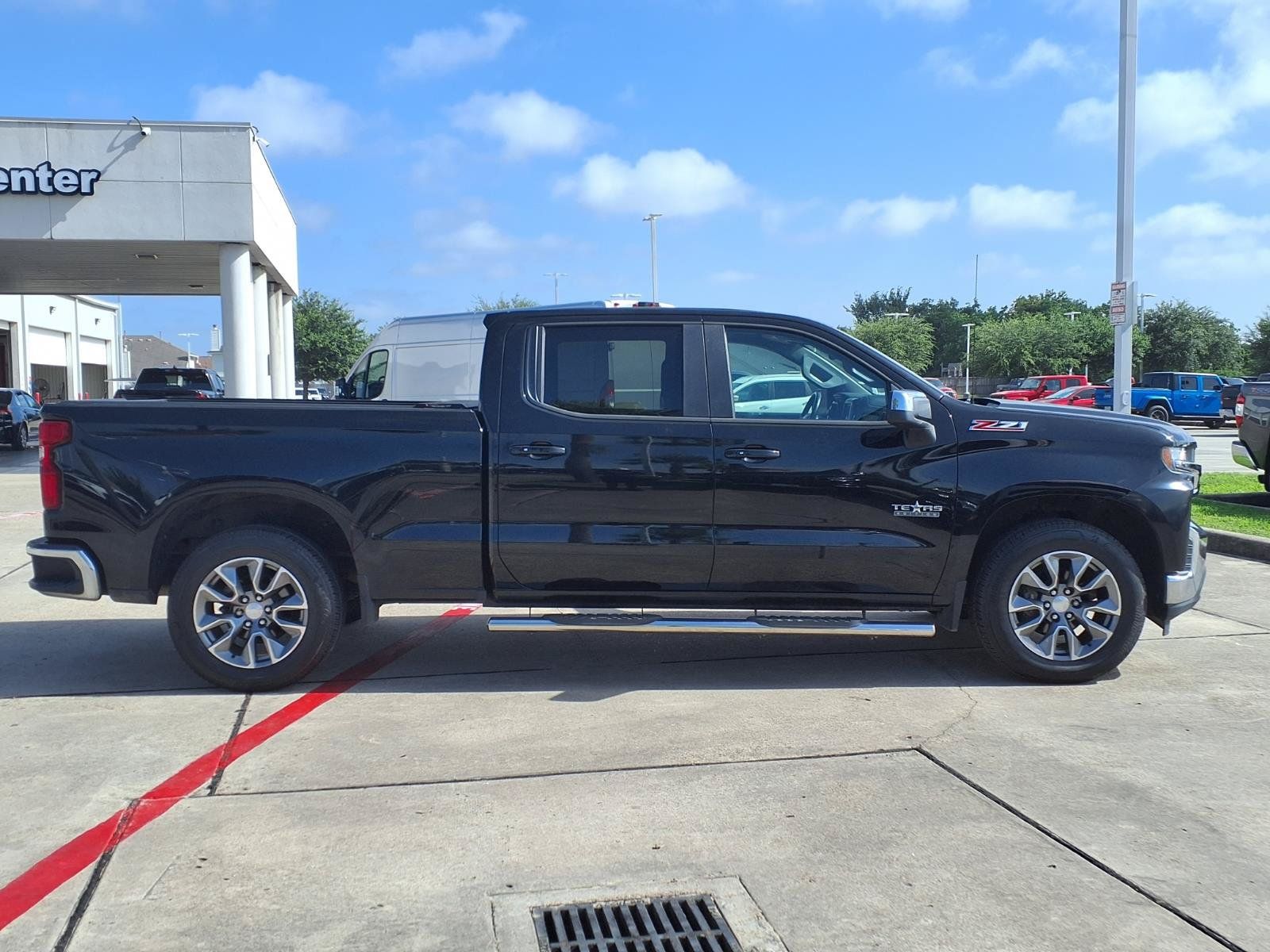 2019 Chevrolet Silverado 1500 LT - 3