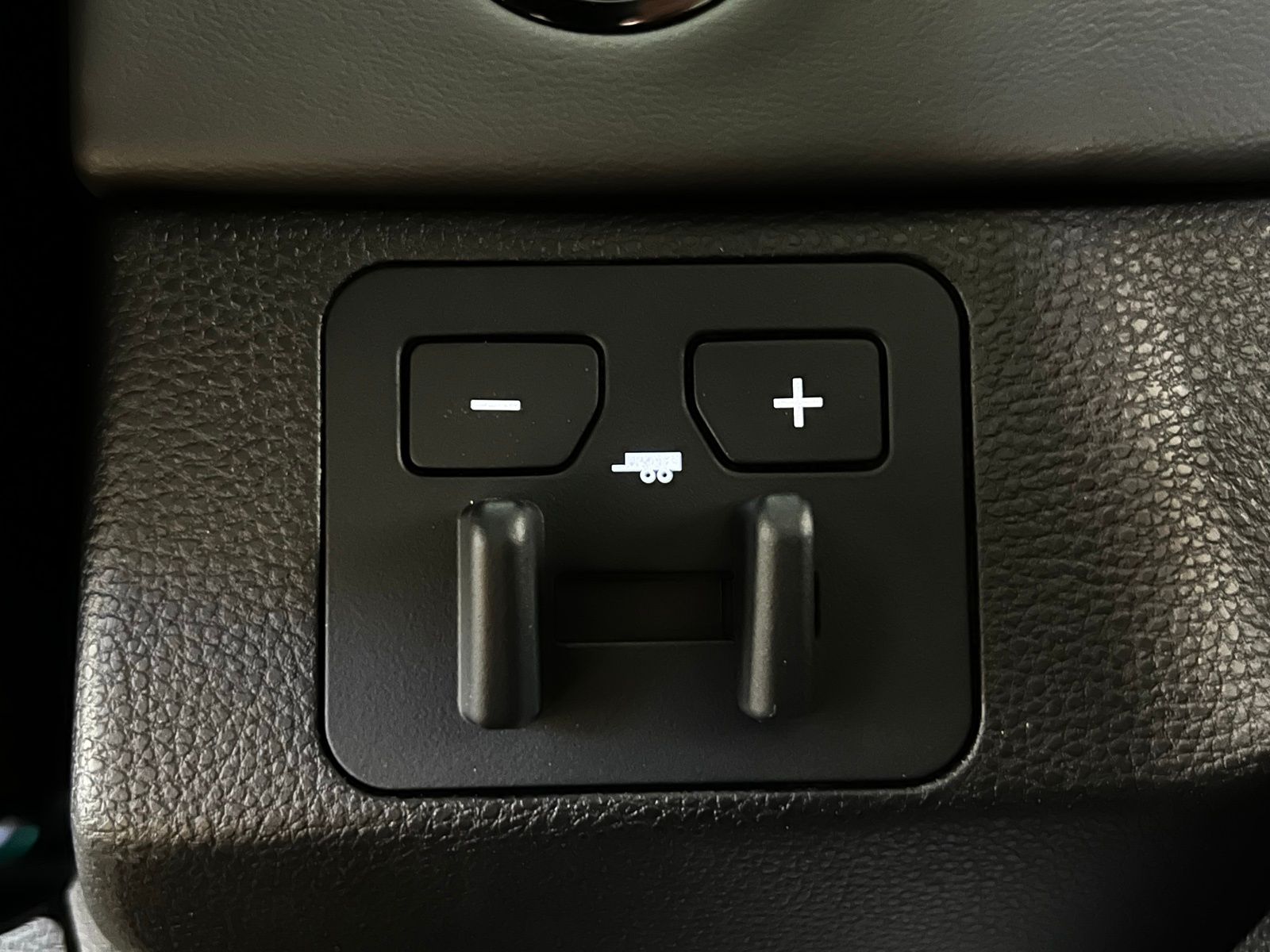 Thumbnail: 2026 Toyota Tundra - 19