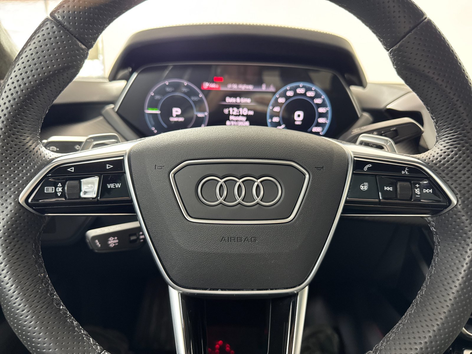 2023 Audi RS e-tron GT Base — foto completa 23 de 28