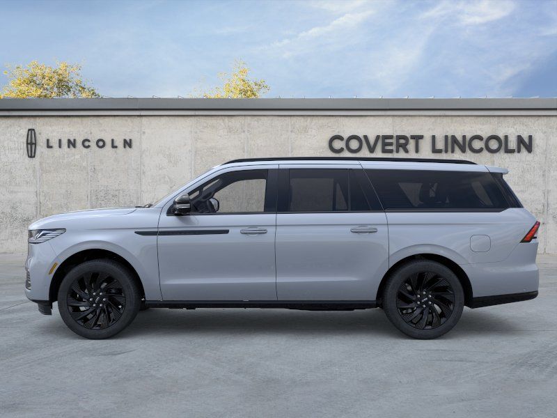 New 2026 Gray Lincoln Reserve image 3