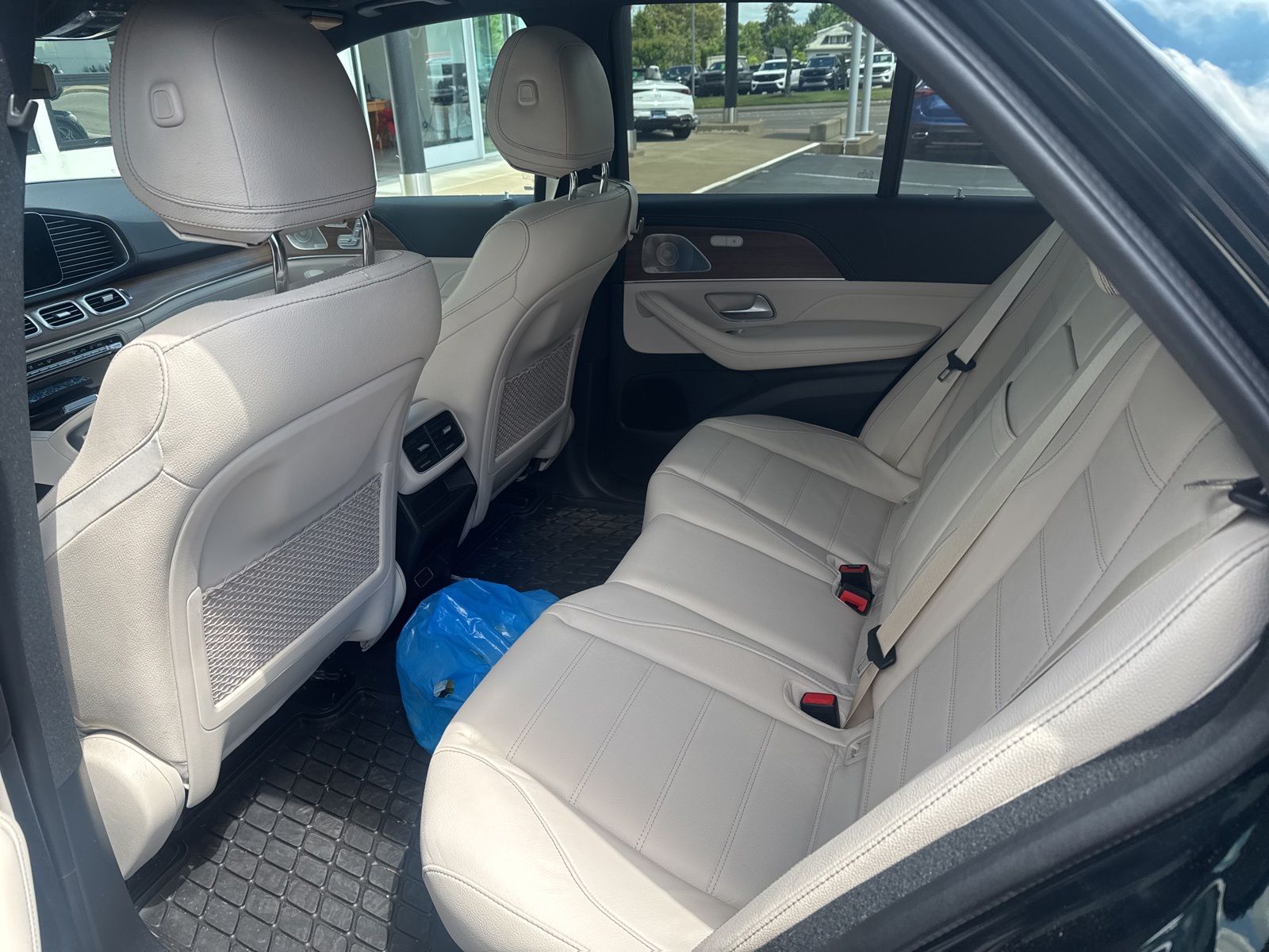 used 2024 Mercedes-Benz GLE car, priced at $56,998