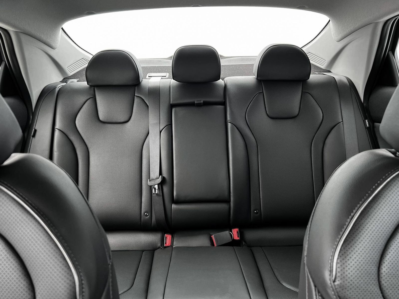Elantra Hybrid Limited