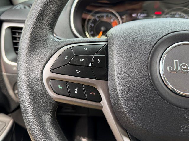 Used 2019 Diamond Black Jeep Latitude image 40