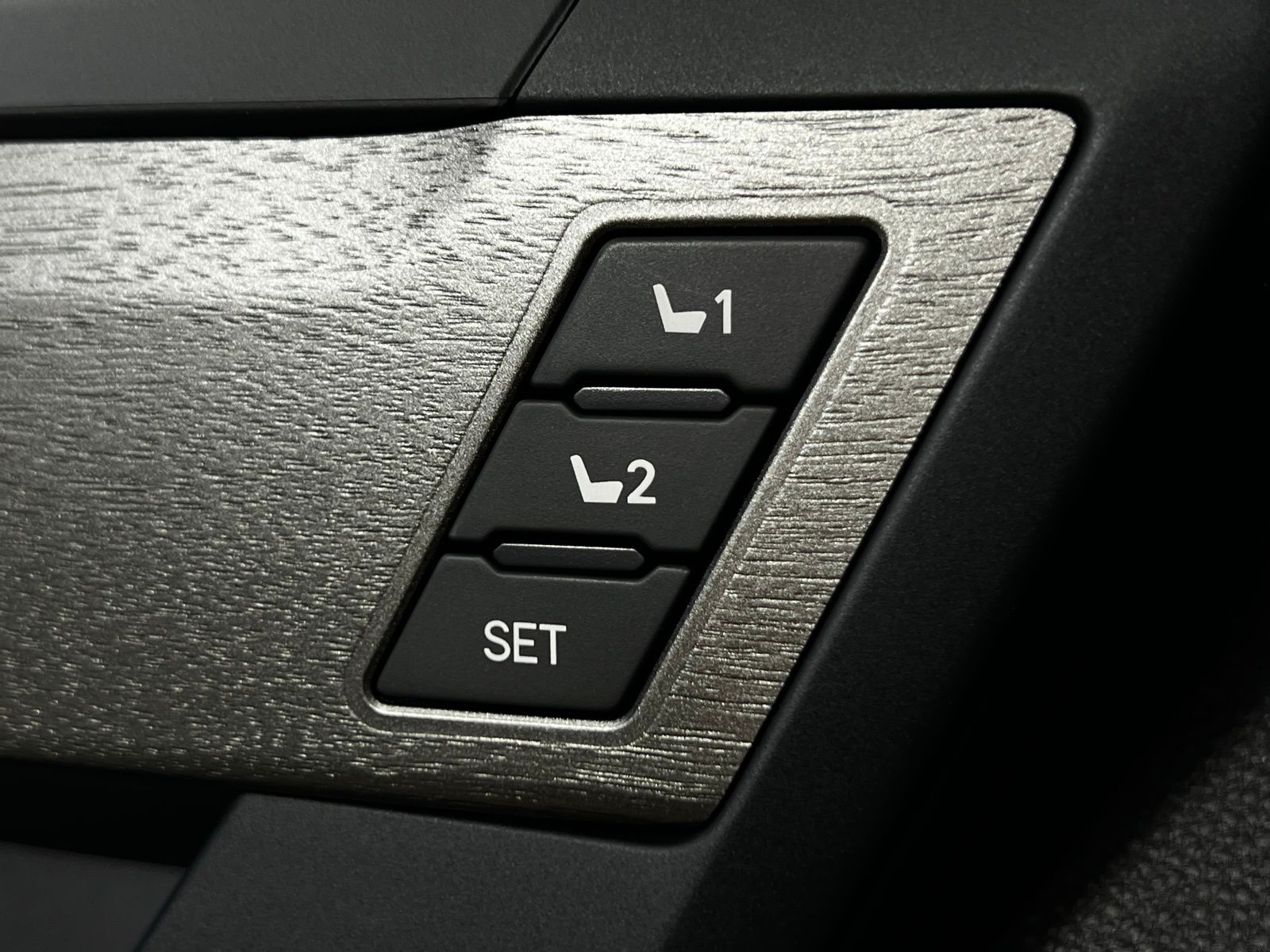 Thumbnail: 2026 Toyota Tundra - 12