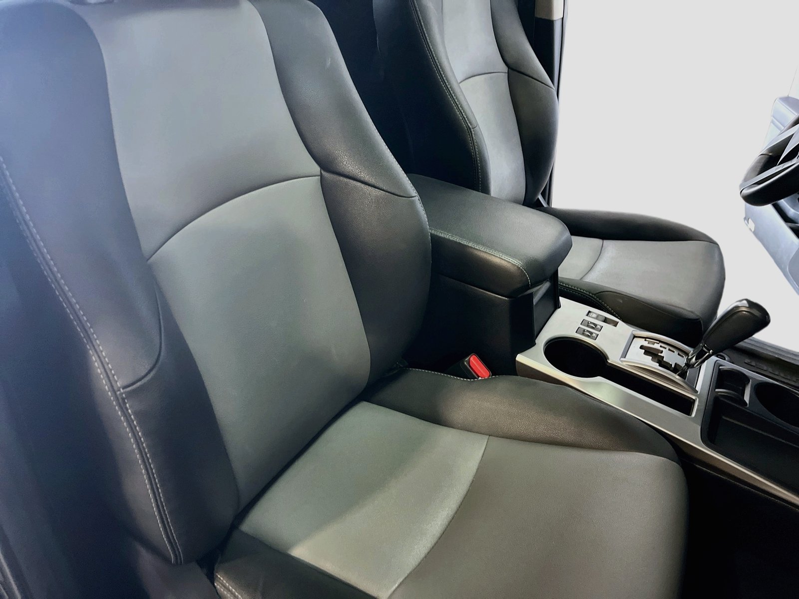 Used 2021 Black Toyota SR5 Premium image 28
