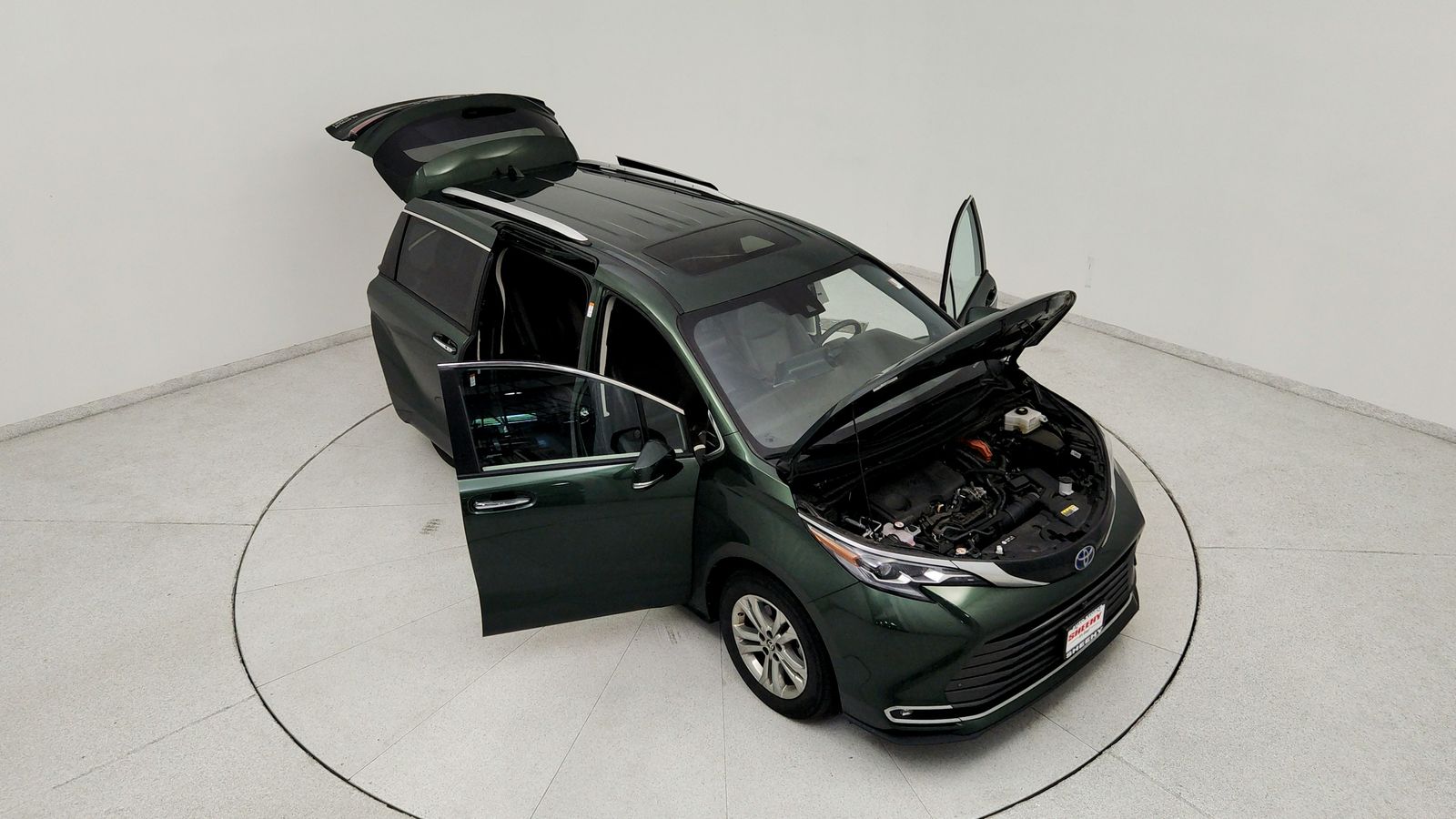 Used 2024  Toyota Platinum image 21
