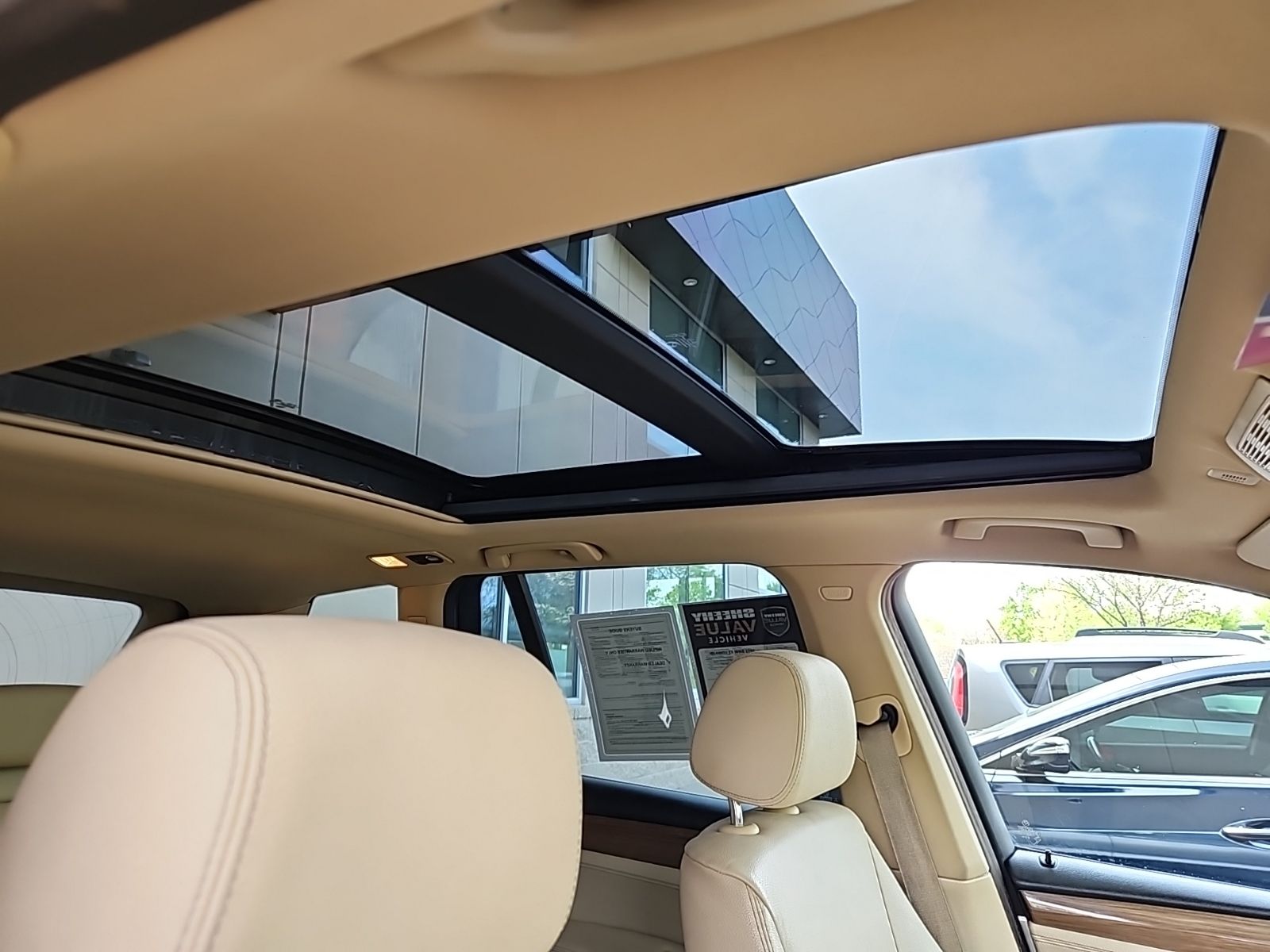 Used 2011 Silver BMW xDrive28i image 10