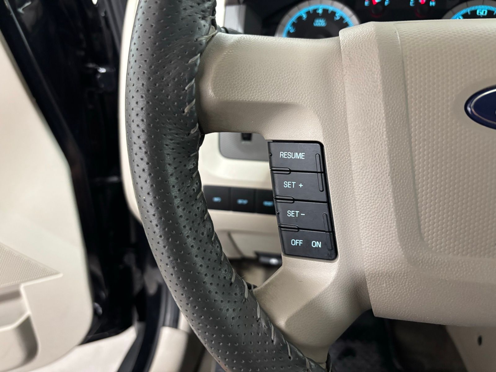 Used Car 2009 Ford Escape  Xlt For Sale Under $10,000 In Austin, Texas