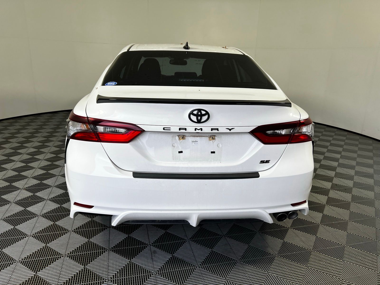 Thumbnail: 2022 Toyota Camry - 6