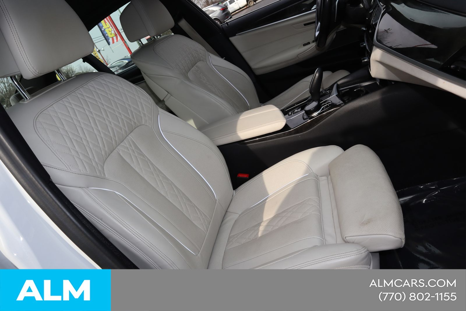 Used 2023 White BMW 540i xDrive image 25