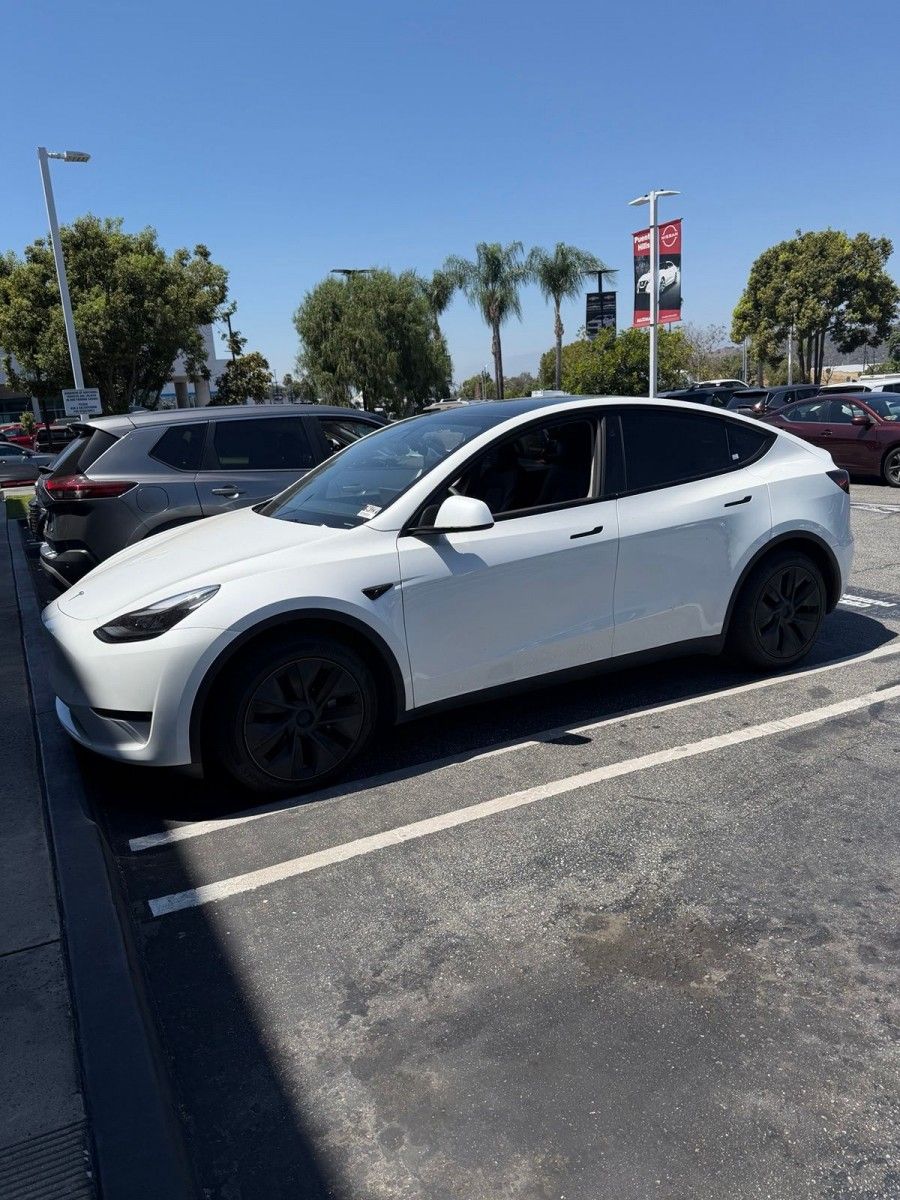 Used 2025 Tesla Model Y Long Range with VIN 7SAYGAEE2SF241624 for sale in City of Industry, CA