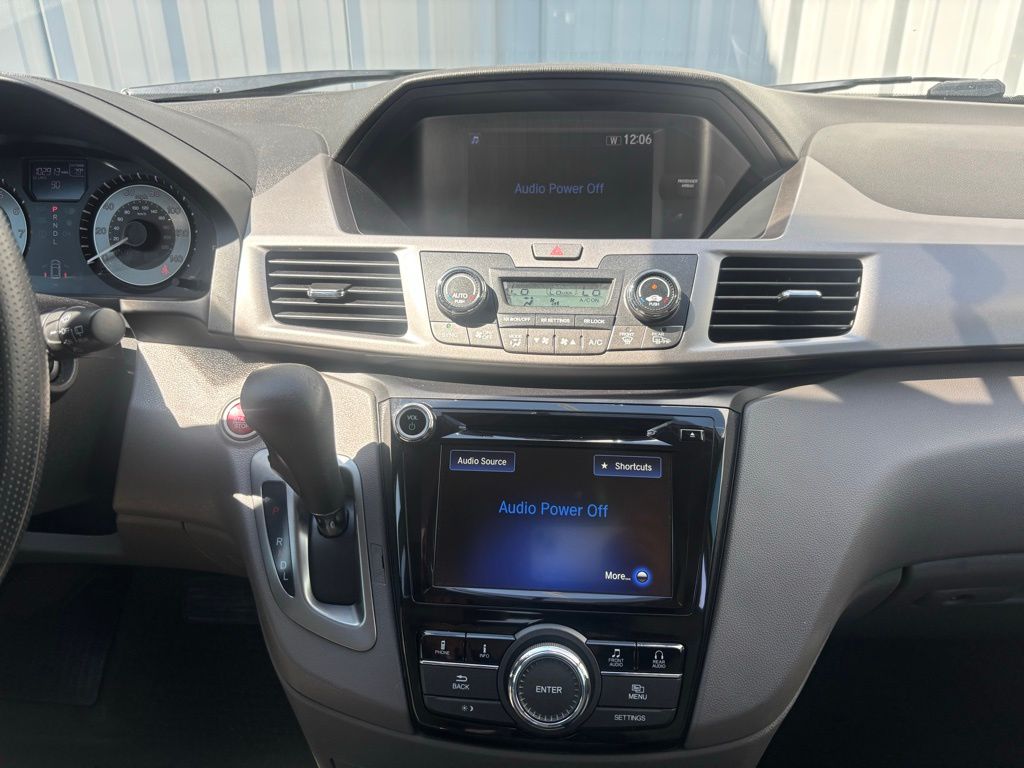Used Car 2016 Honda Odyssey  Se For Sale Under $20,000 In Austin, Texas