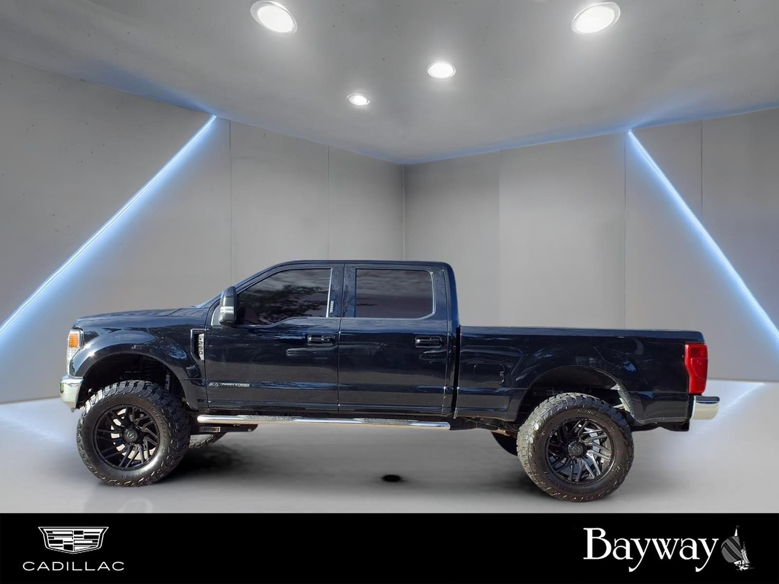 2022 Ford F-250SD Lariat Black at Autostrade