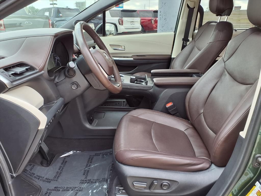 2023 Toyota Sienna Platinum Green at AutoSavvy Houston Southwest