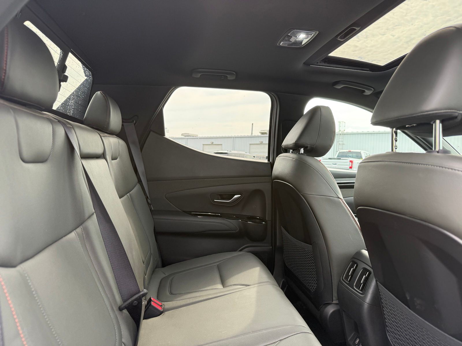 2022 Hyundai Santa Cruz image 8