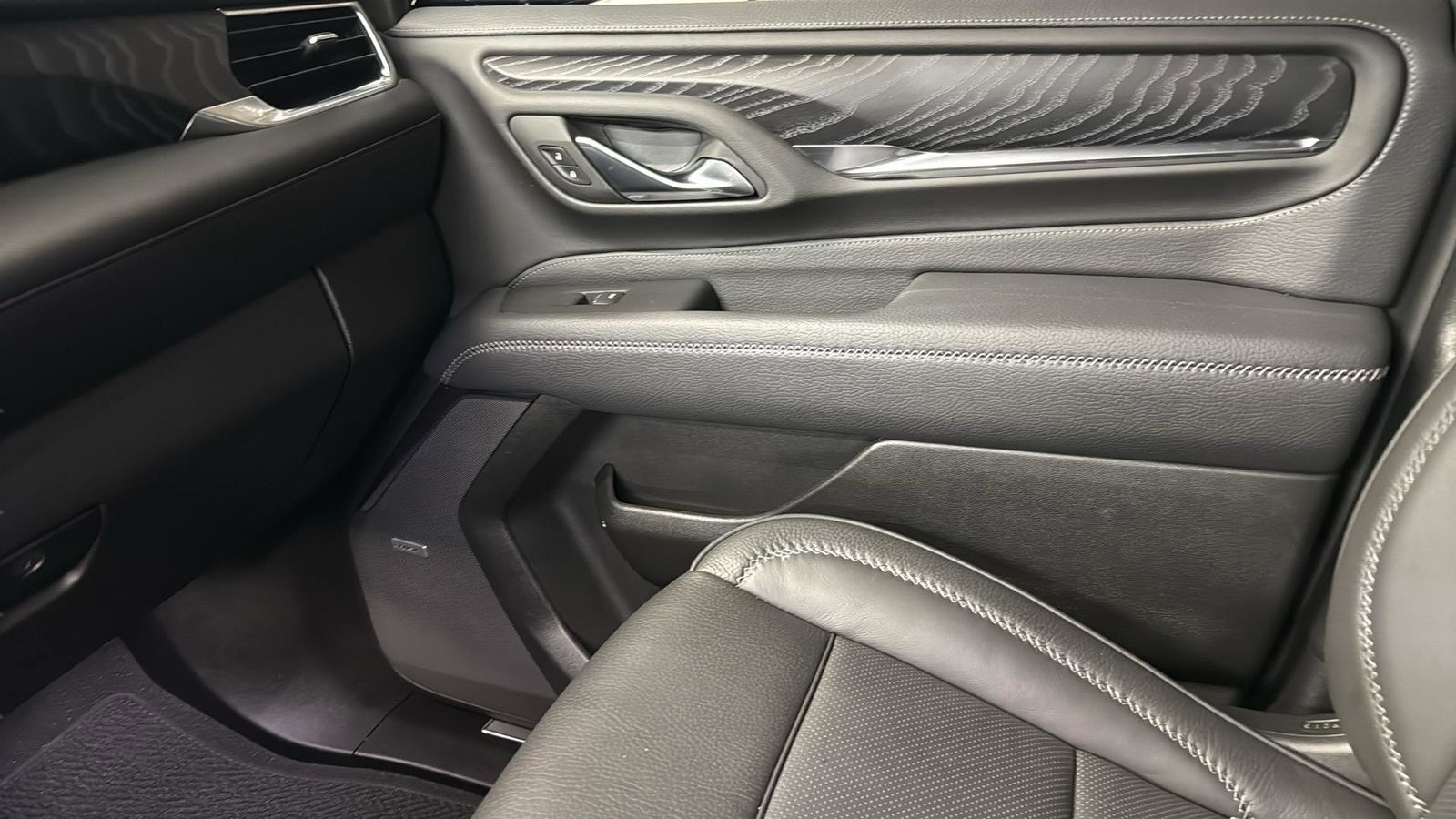 Used Car 2023 Gmc Yukon  Denali For Sale Under $70,000 In Austin, Texas