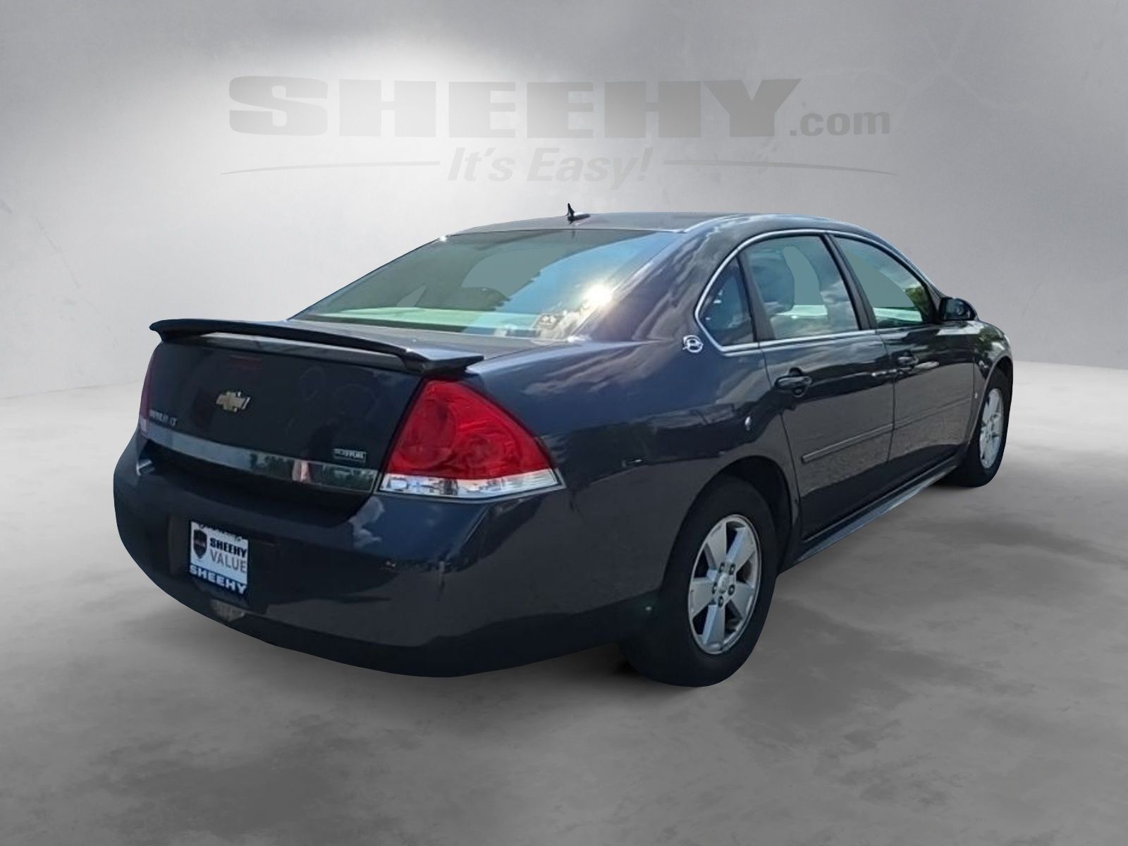 Used 2009 Gray Chevrolet LT image 10