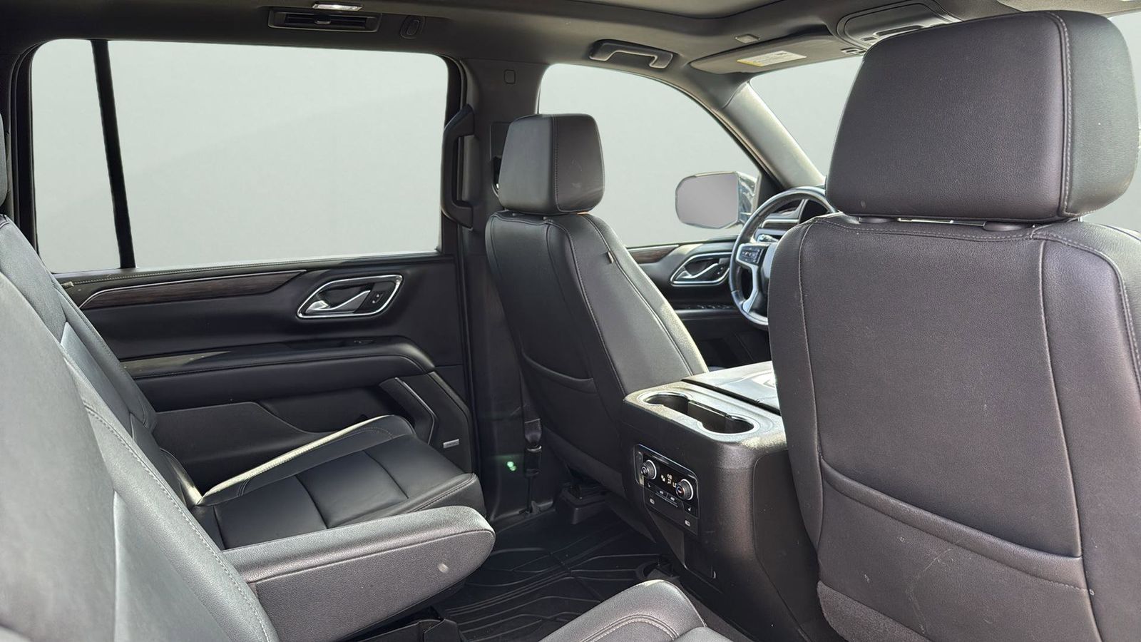 Used Car 2022 Chevrolet Suburban  Z71 For Sale Under $50,000 In Austin, Texas