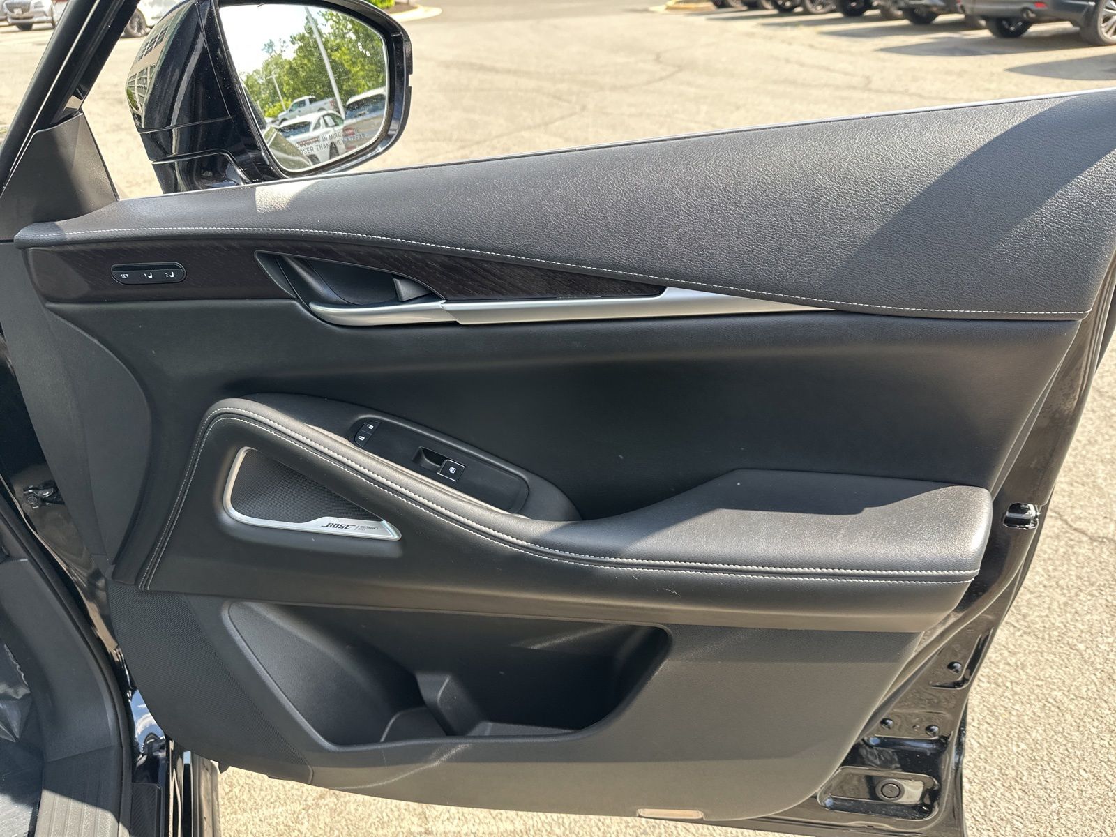 Used 2024 Black INFINITI Sensory image 23