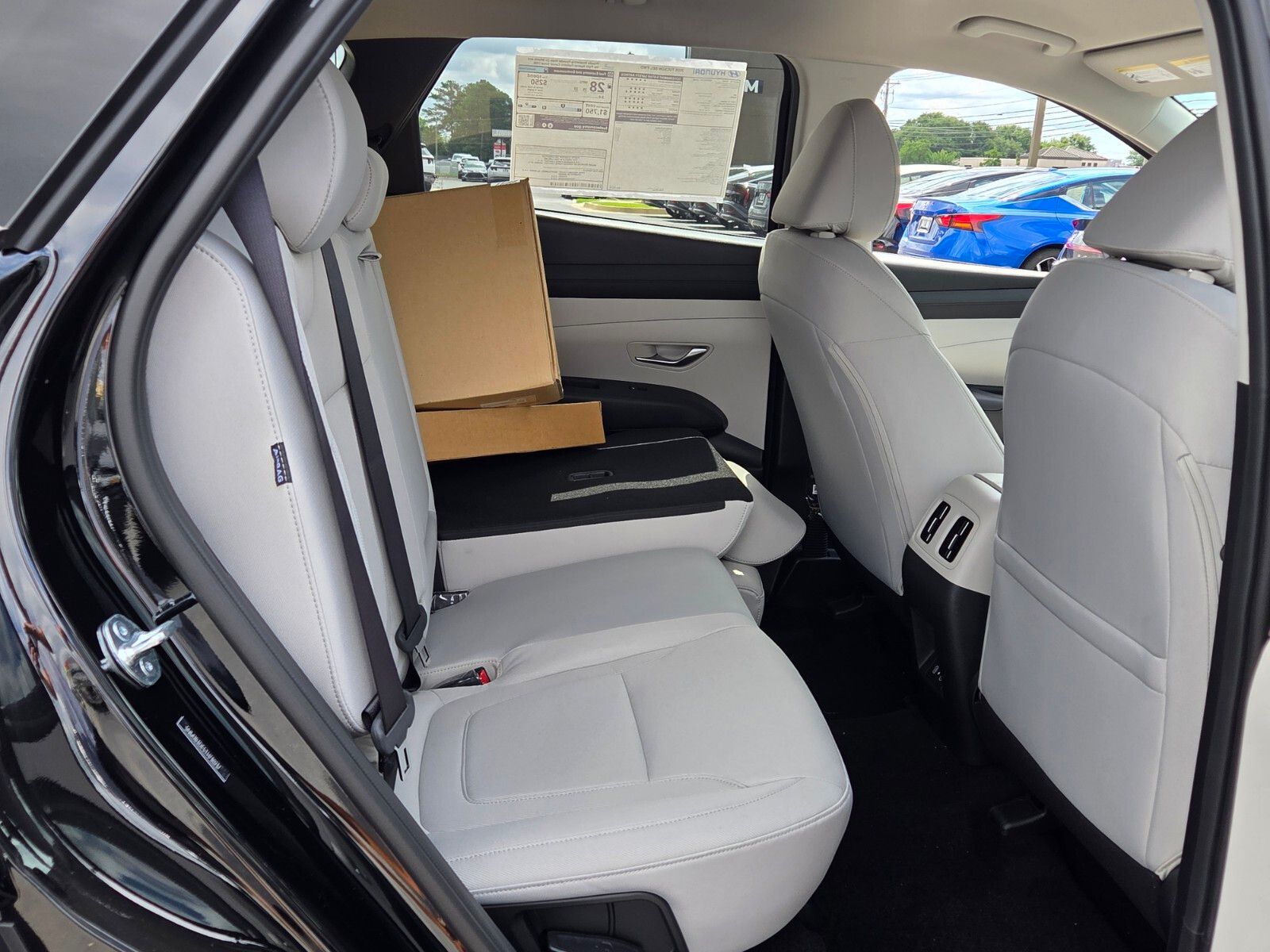New 2026 Black HYUNDAI SEL image 13