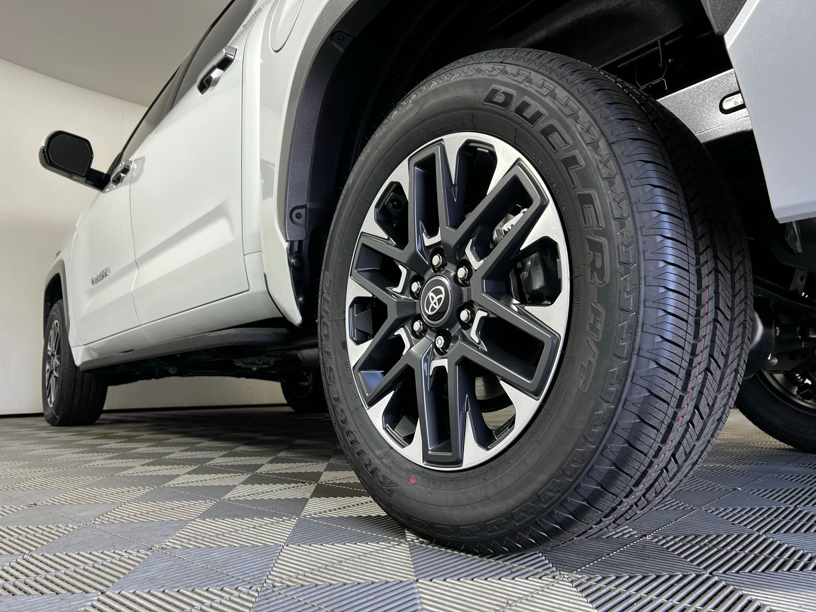 Thumbnail: 2026 Toyota Tundra - 25