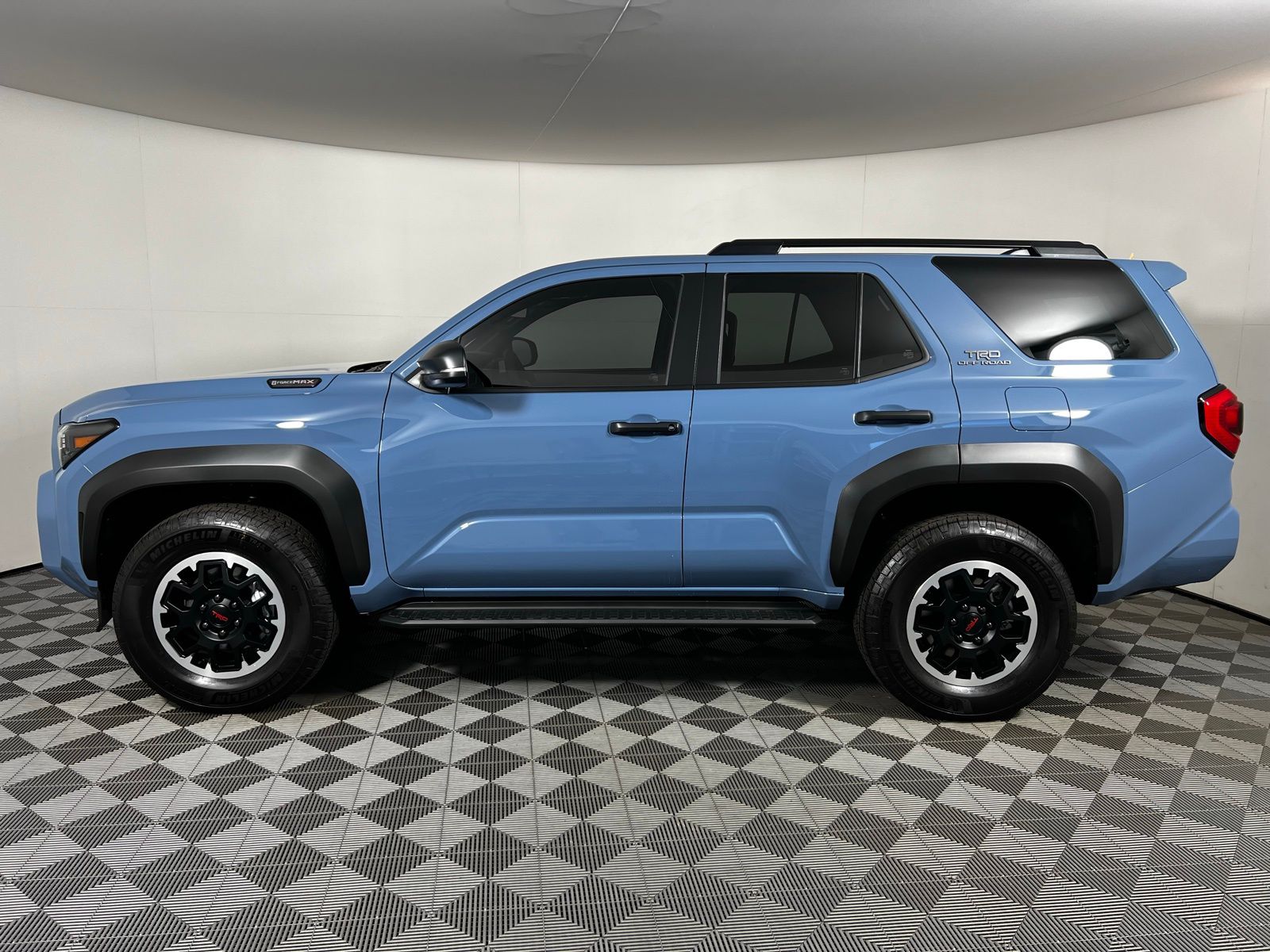 Thumbnail: 2025 Toyota 4Runner - 8