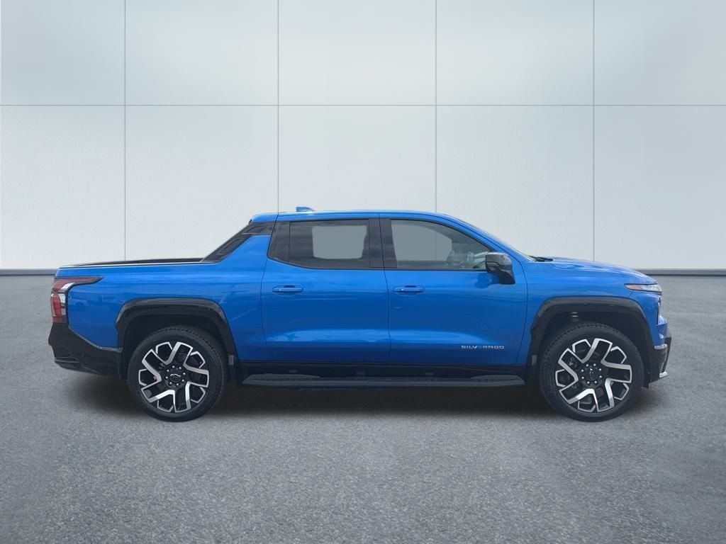 New 2025 Blue Chevrolet RST image 3