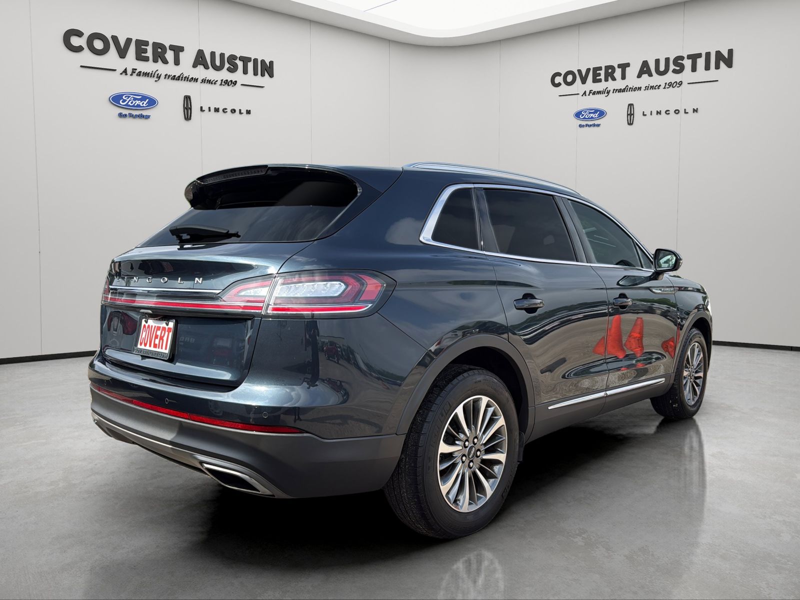 Used Car 2022 Lincoln Nautilus  Standard For Sale Under $30,000 In Austin, Texas