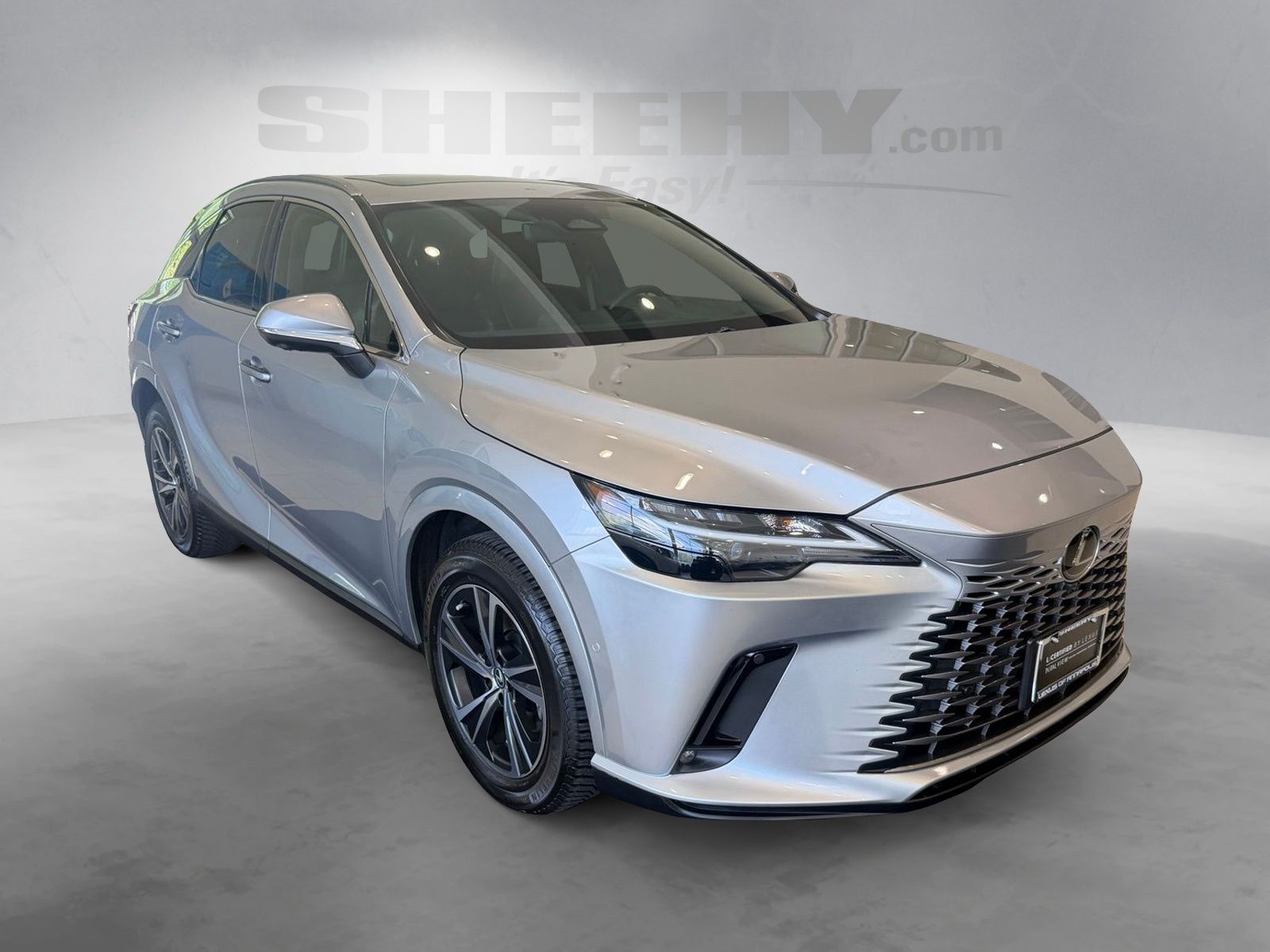 Used 2023 Silver Lexus 350 Premium Plus image 2