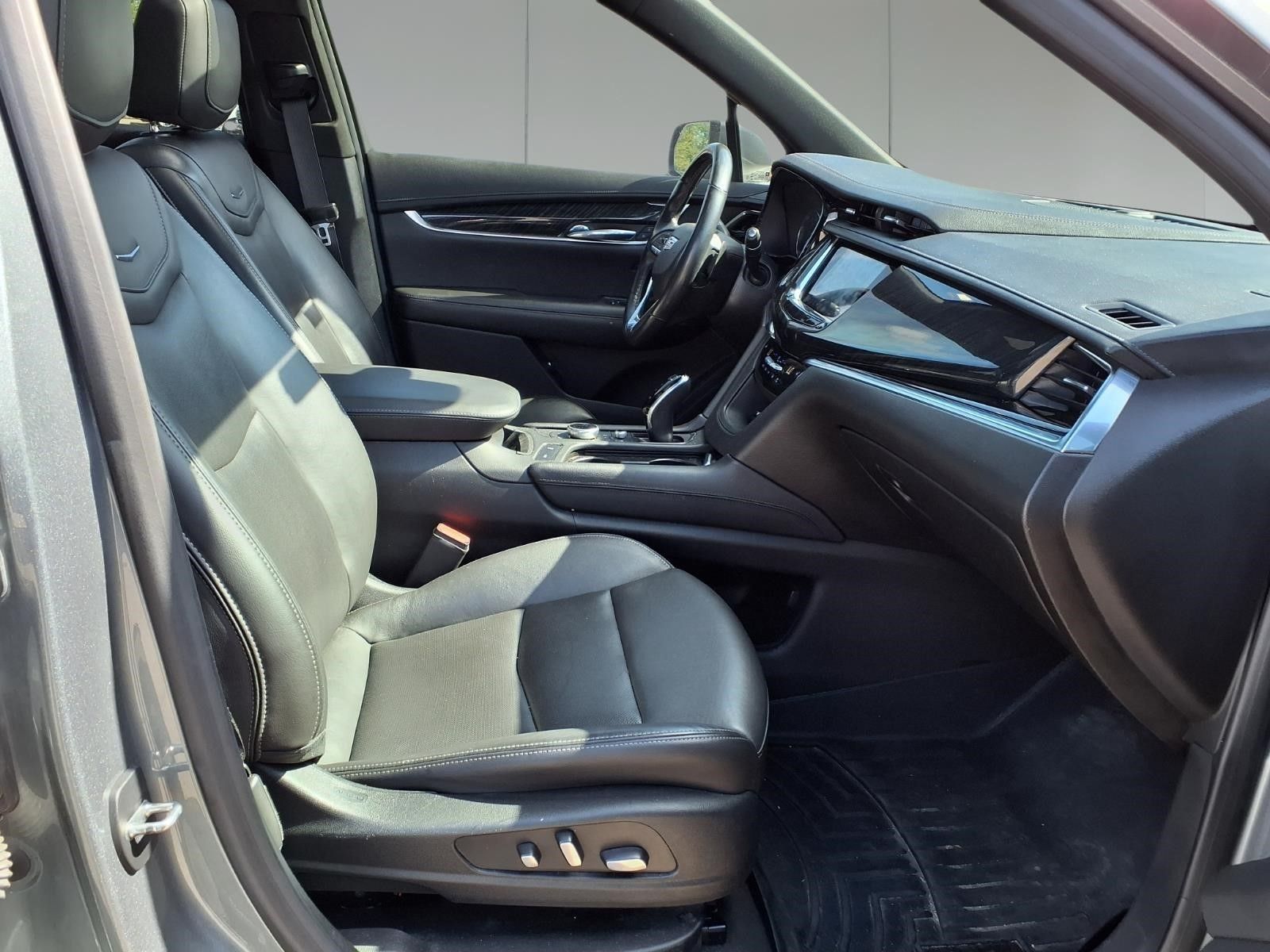 2022 Cadillac XT6 Premium Luxury Gray at Bayway Cadillac Southwest