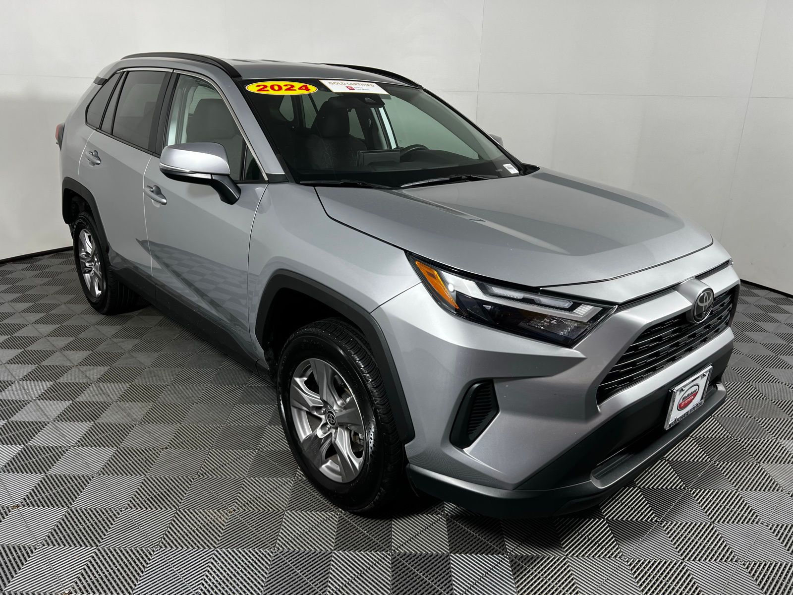 Thumbnail: 2024 Toyota RAV4 - 3