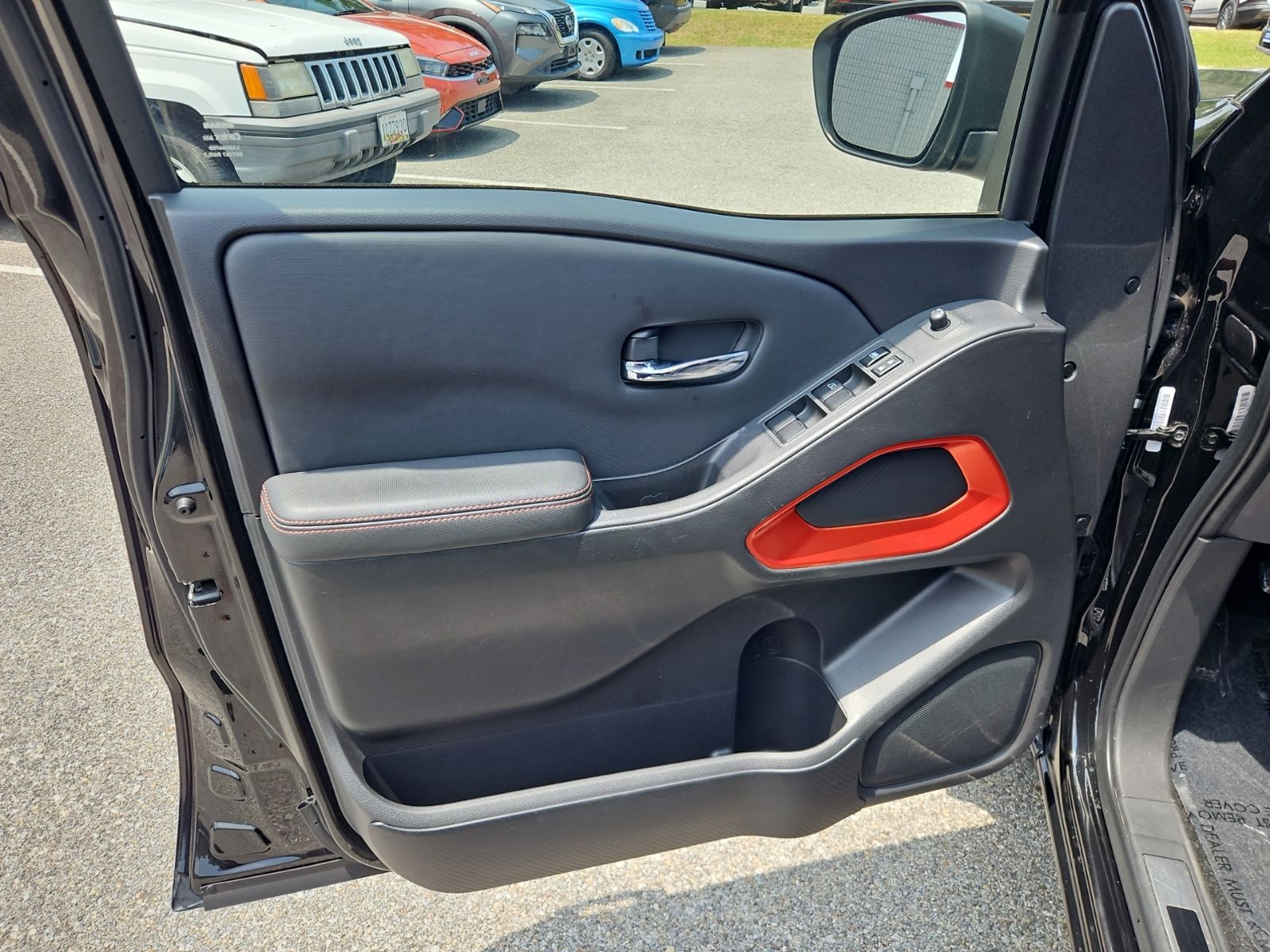 Used 2023 Black Nissan PRO-4X image 29