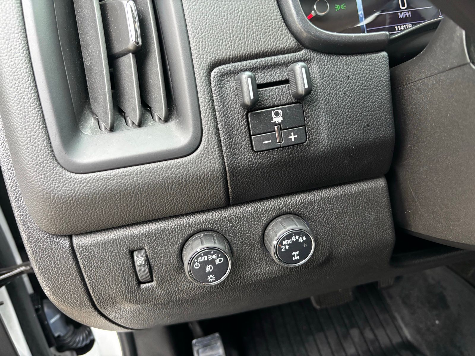 Used Car 2018 Chevrolet Colorado  Lt For Sale Under $20,000 In Austin, Texas