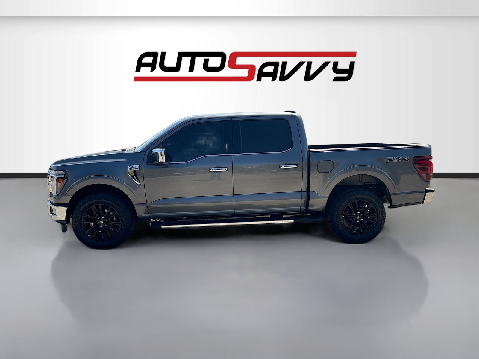 Used 2024 Gray Ford Lariat image 4