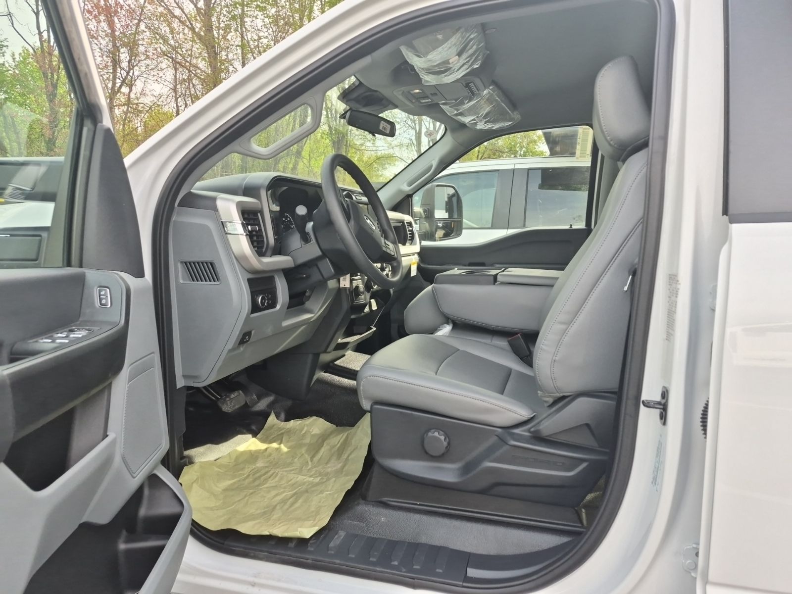 New 2026 White Ford XL image 8