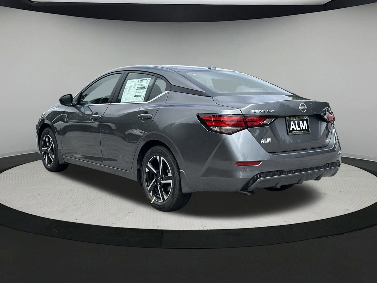 2025 Nissan Sentra SV photo 22
