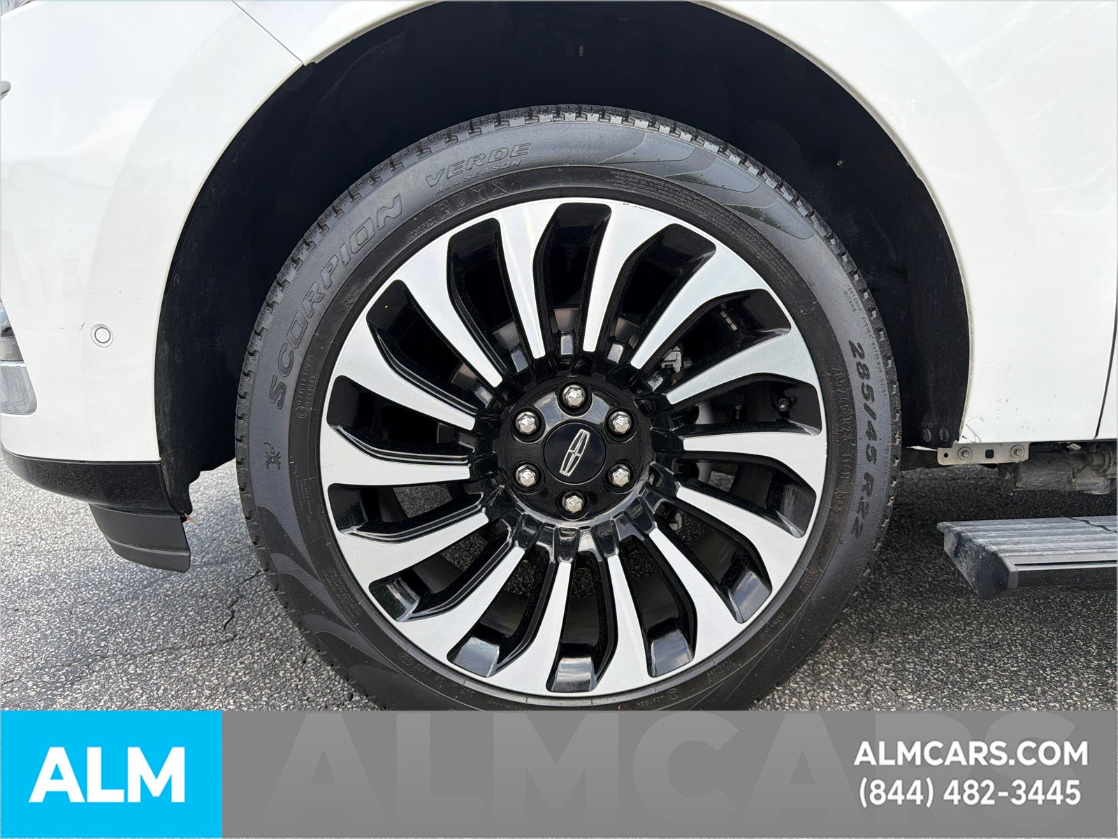 Used 2023 White Lincoln Black Label image 12