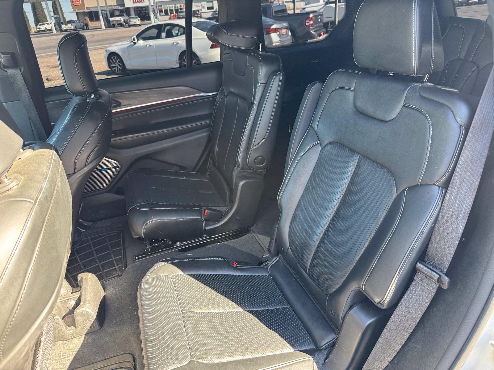 Used 2024 Jeep Grand Cherokee L SUV
