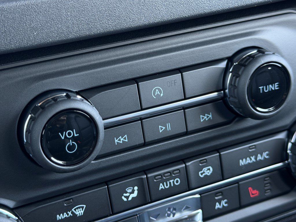 New 2025 Desert Sand Ford Badlands RECON PACKAGE image 23