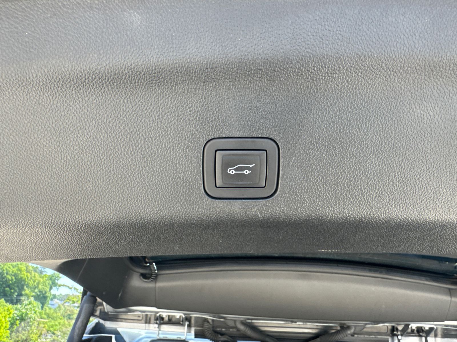 Used 2025 Gray Chevrolet LT image 19