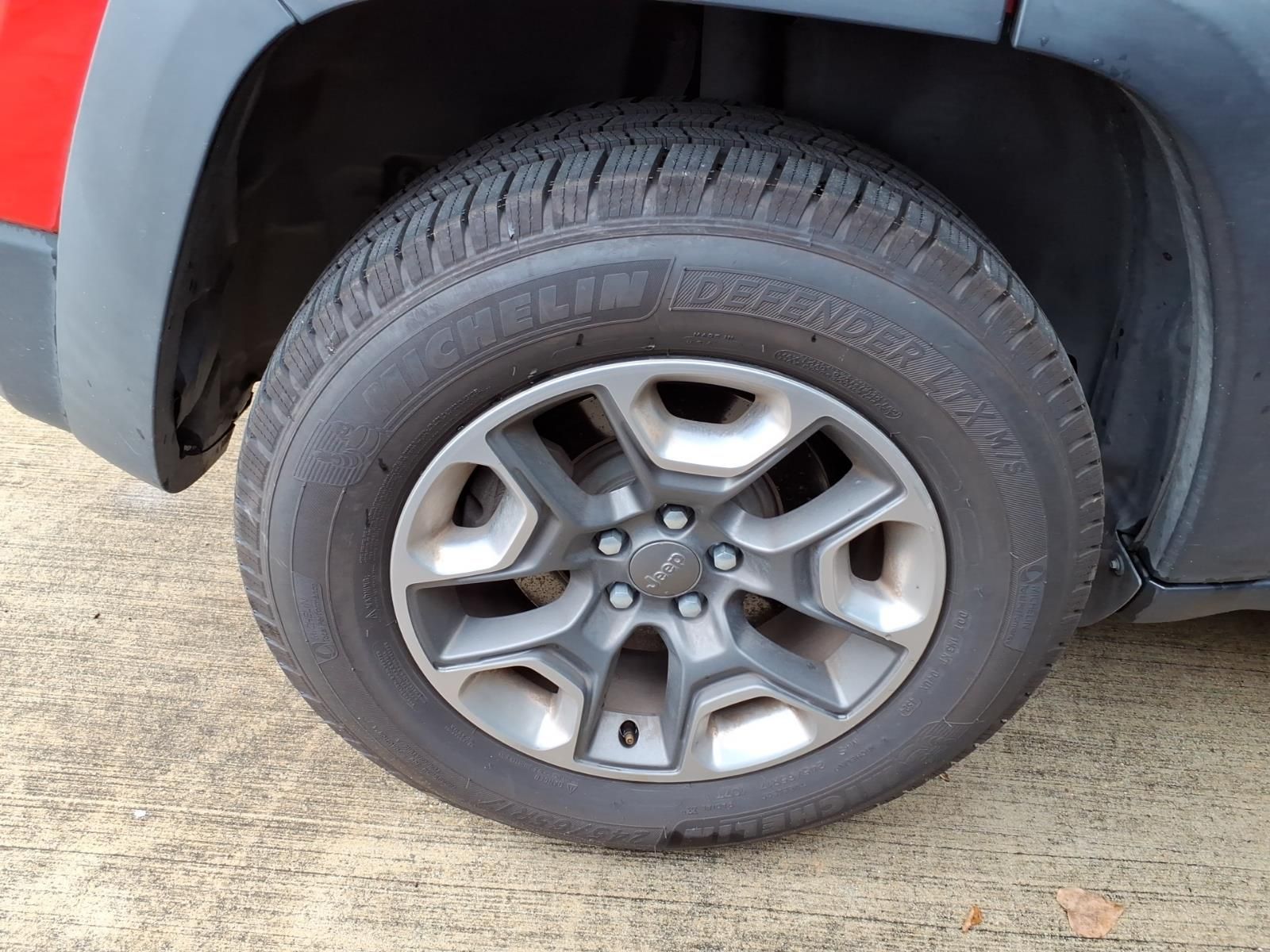 2019 Jeep Cherokee Trailhawk Red at Mac Haik CDJR North Houston