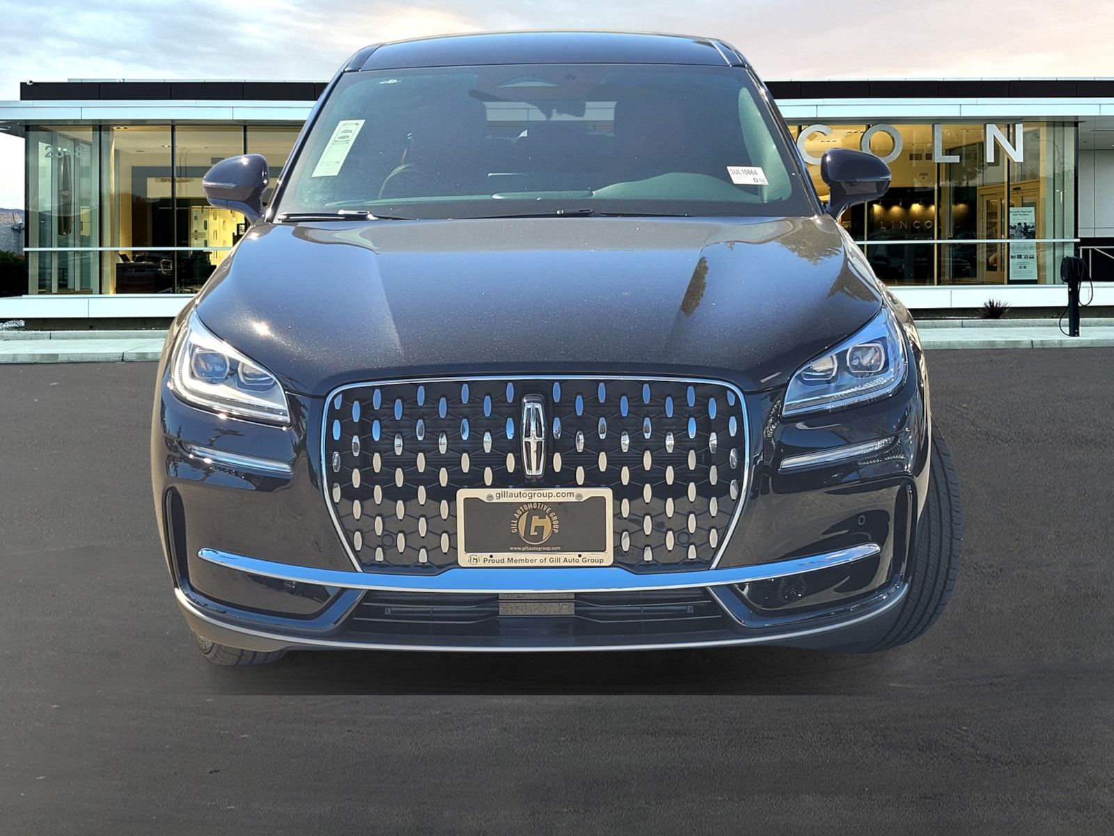 New 2025 Black Lincoln Reserve image 2