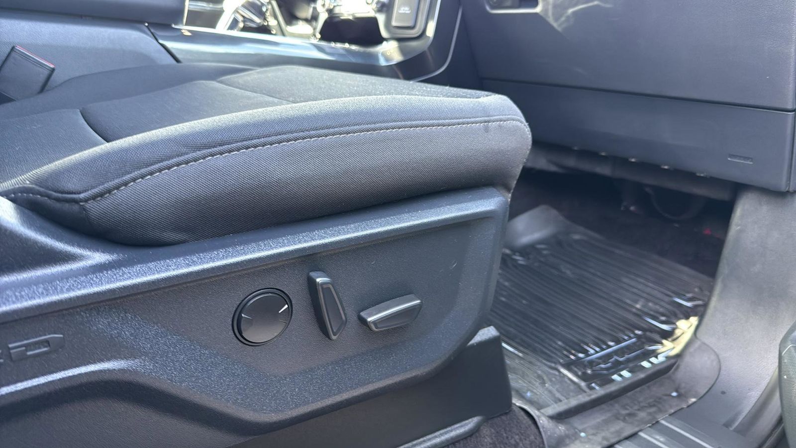 Used Car 2022 Ford F-150  Xlt For Sale Under $40,000 In Austin, Texas